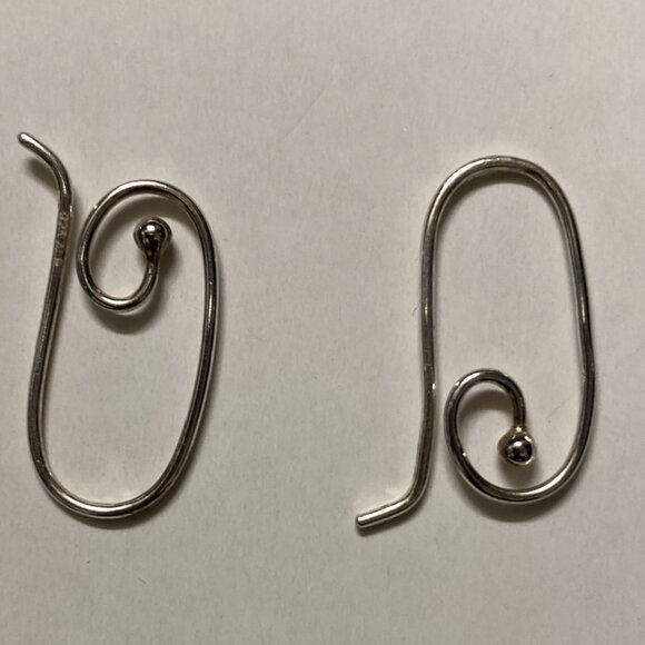 160 Sterling Silver and Moonstone Hoop Earrings, Colonial Jewelers - Picture 7 of 14